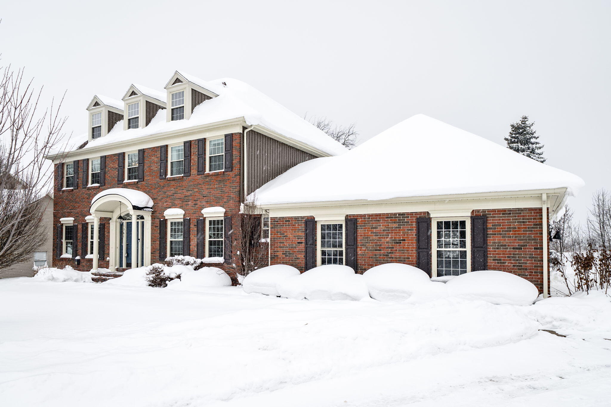 1367 Meadow Green Court SE