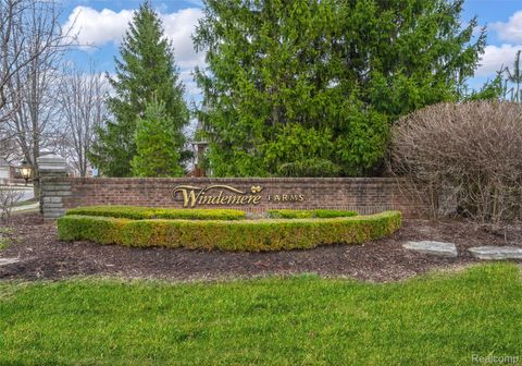 Tiny photo for 45467 Coachfort Drive, Macomb Township, MI 48044 (MLS # 20261021593)