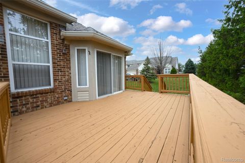 Tiny photo for 45467 Coachfort Drive, Macomb Township, MI 48044 (MLS # 20261021593)