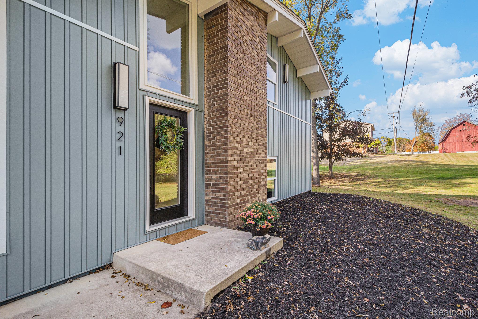 921 N Garner Road