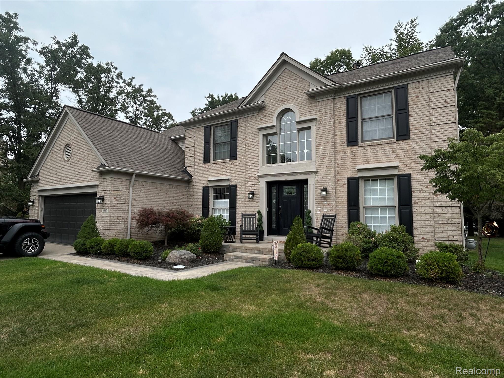 4987 Arbor Court
