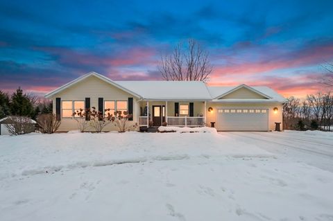 9299 26th Street Pine Grove Township MI 49055