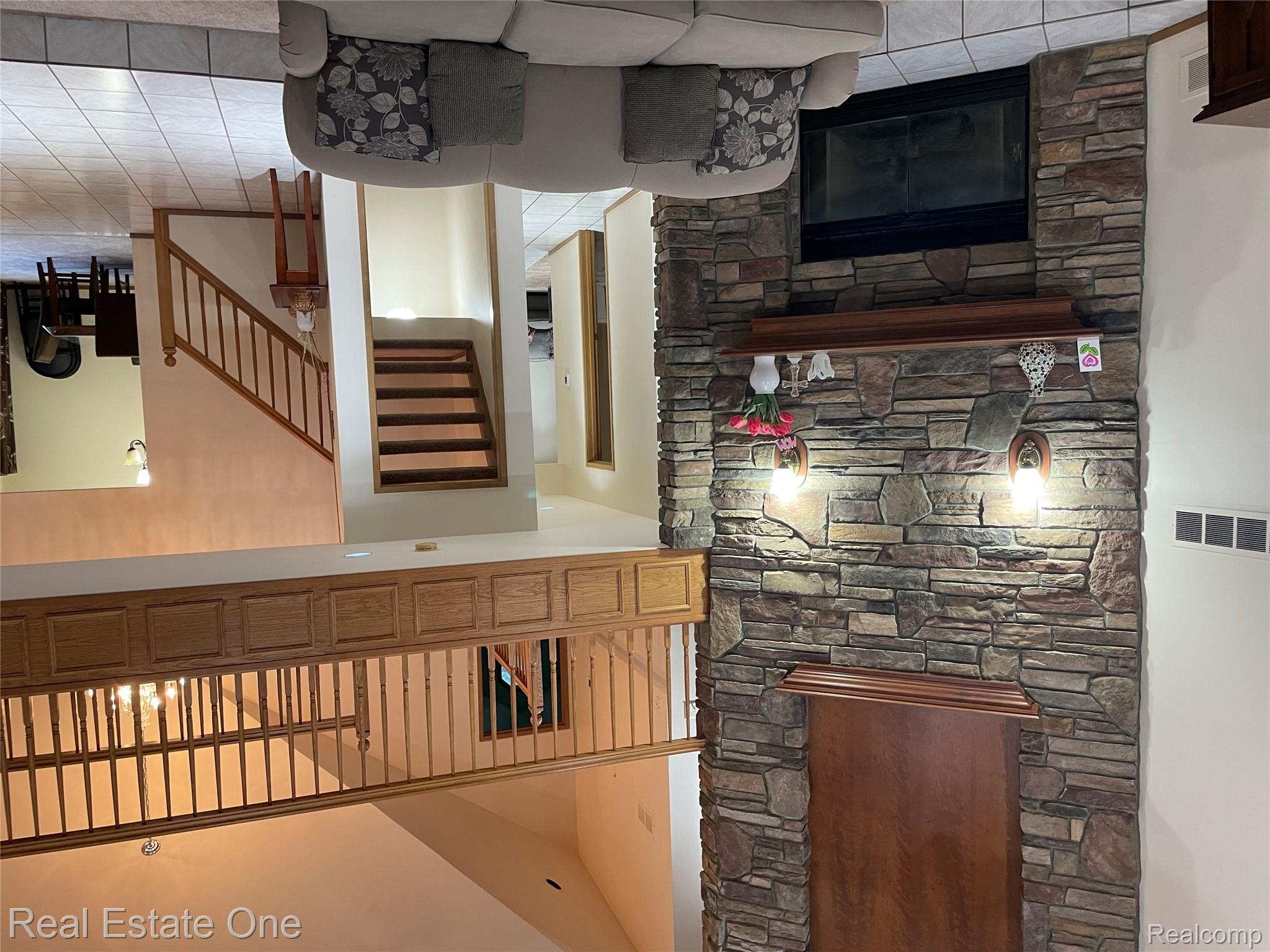 2862 FOXFIRE Drive