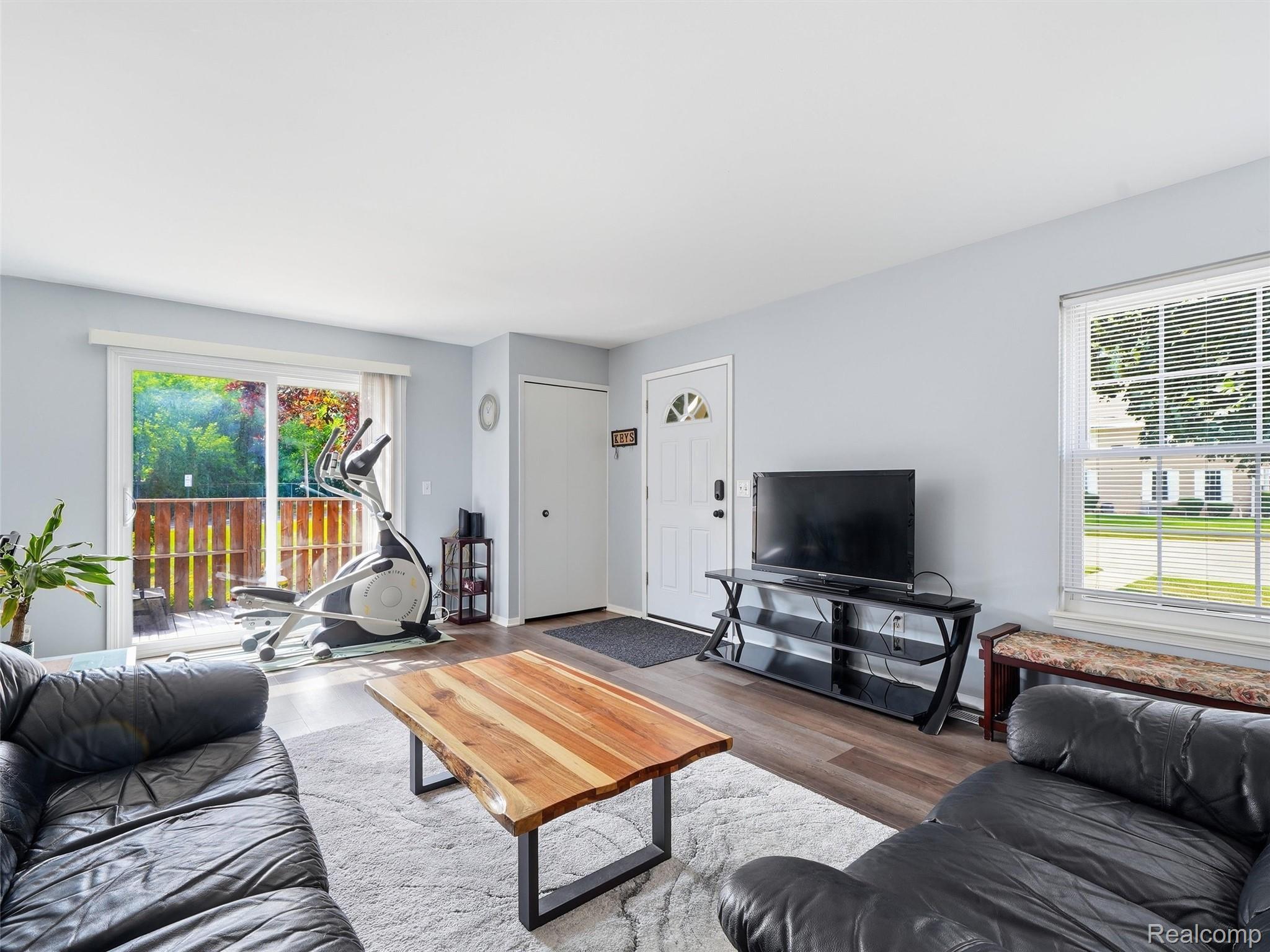 23404 N Rockledge