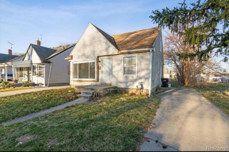 8615 Strathmoor Street