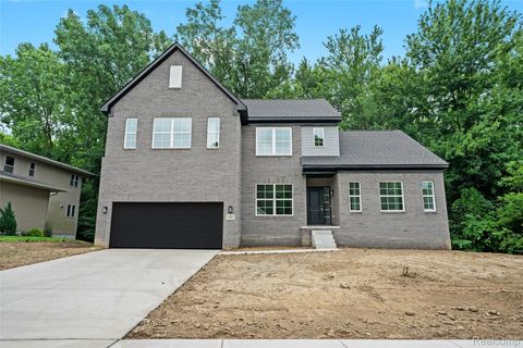 1487 ST JAMES Boulevard Pittsfield Charter Township MI 48108