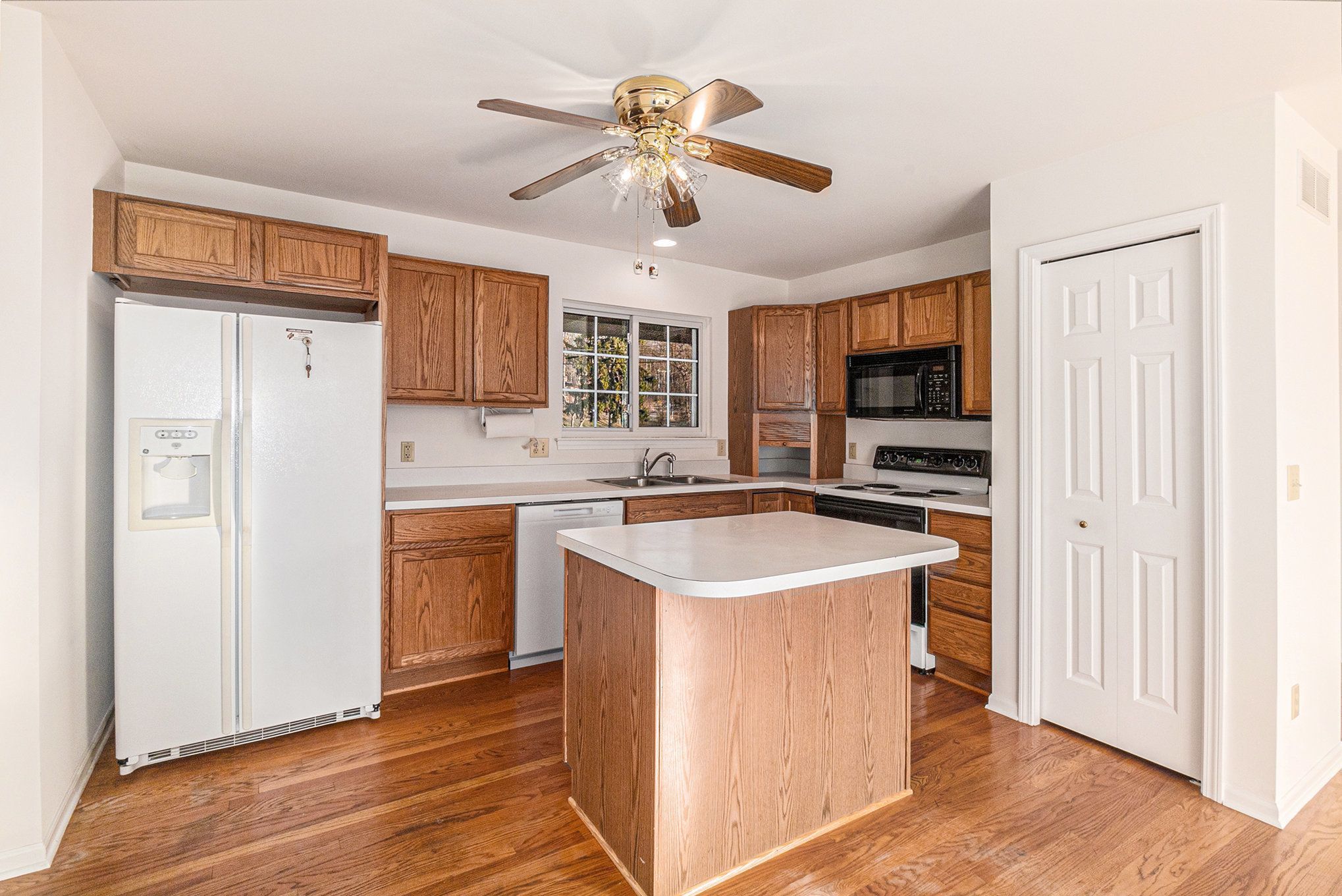 1160 SPENCER Road