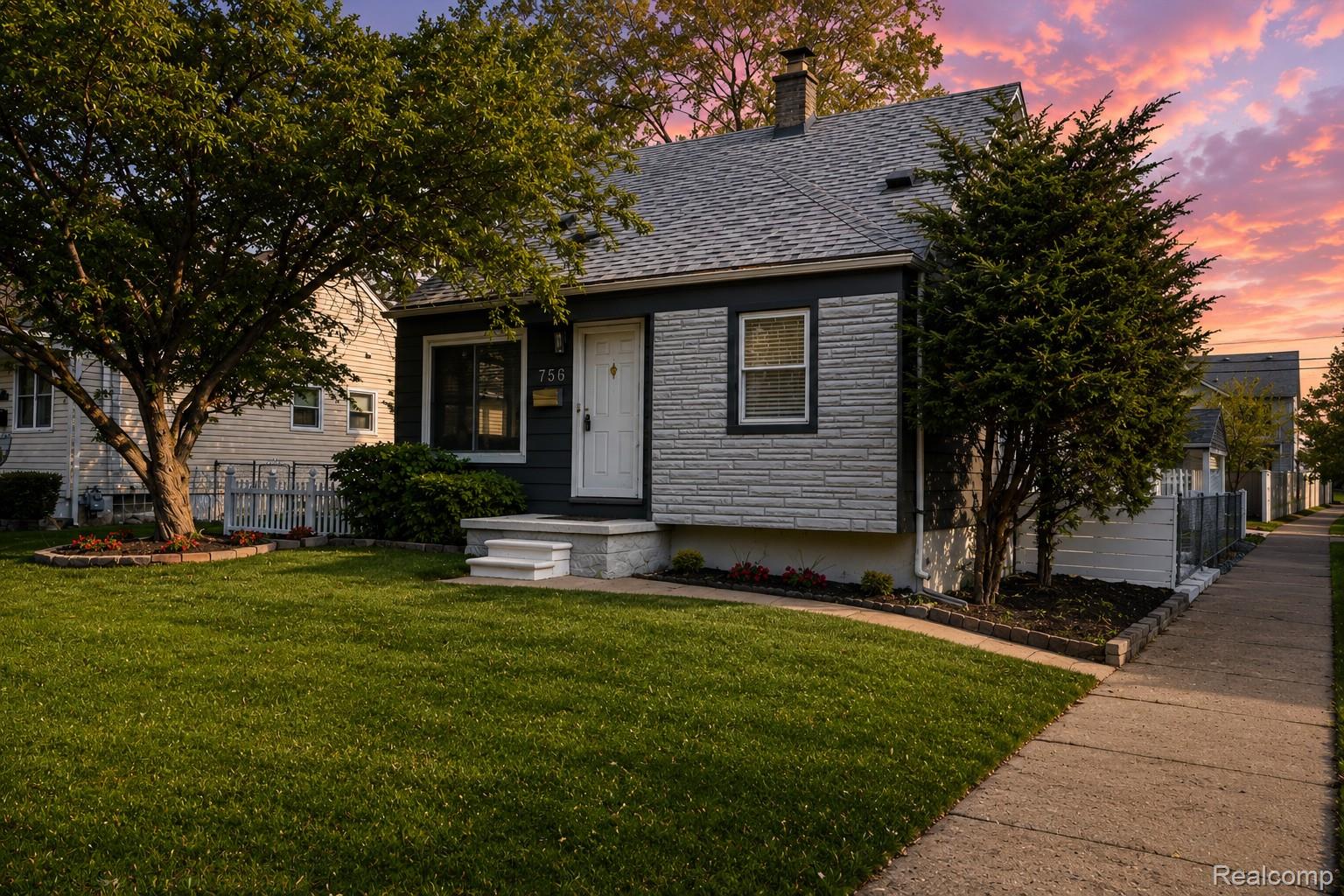 756 Cloverlawn Boulevard