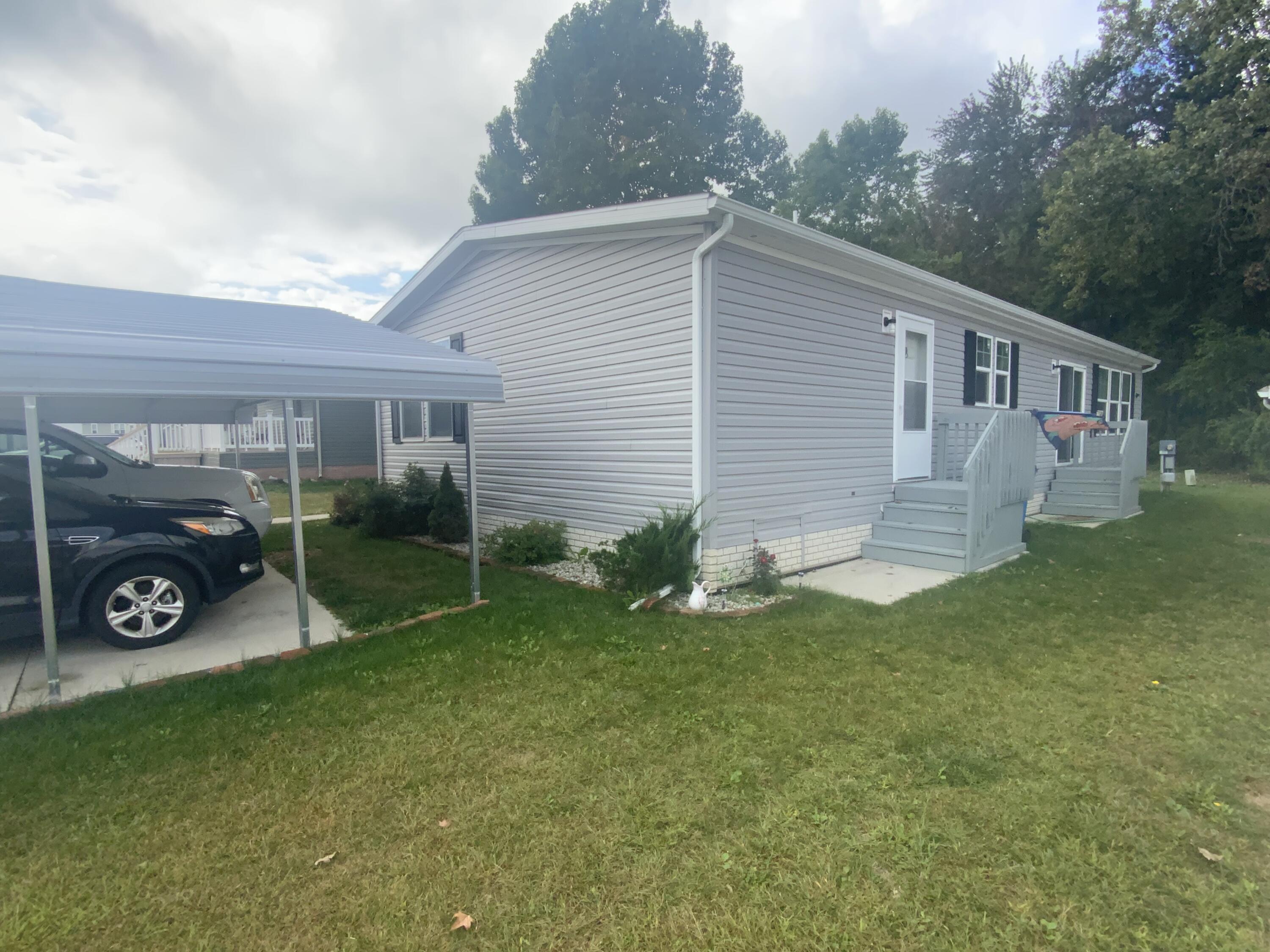 3884 Shoreham Street