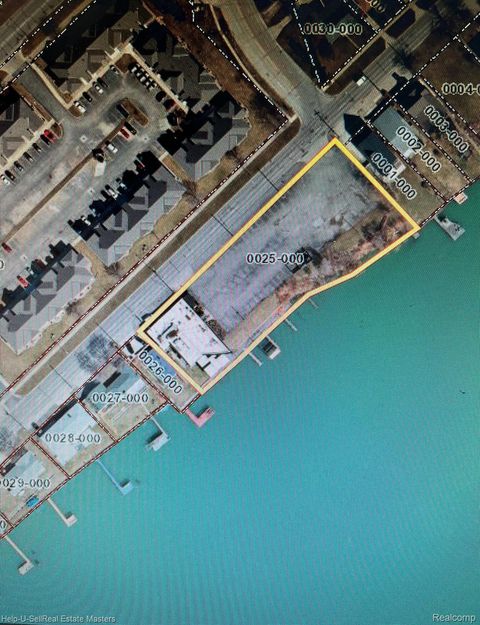 3136 MILITARY Street Port Huron City MI 48060