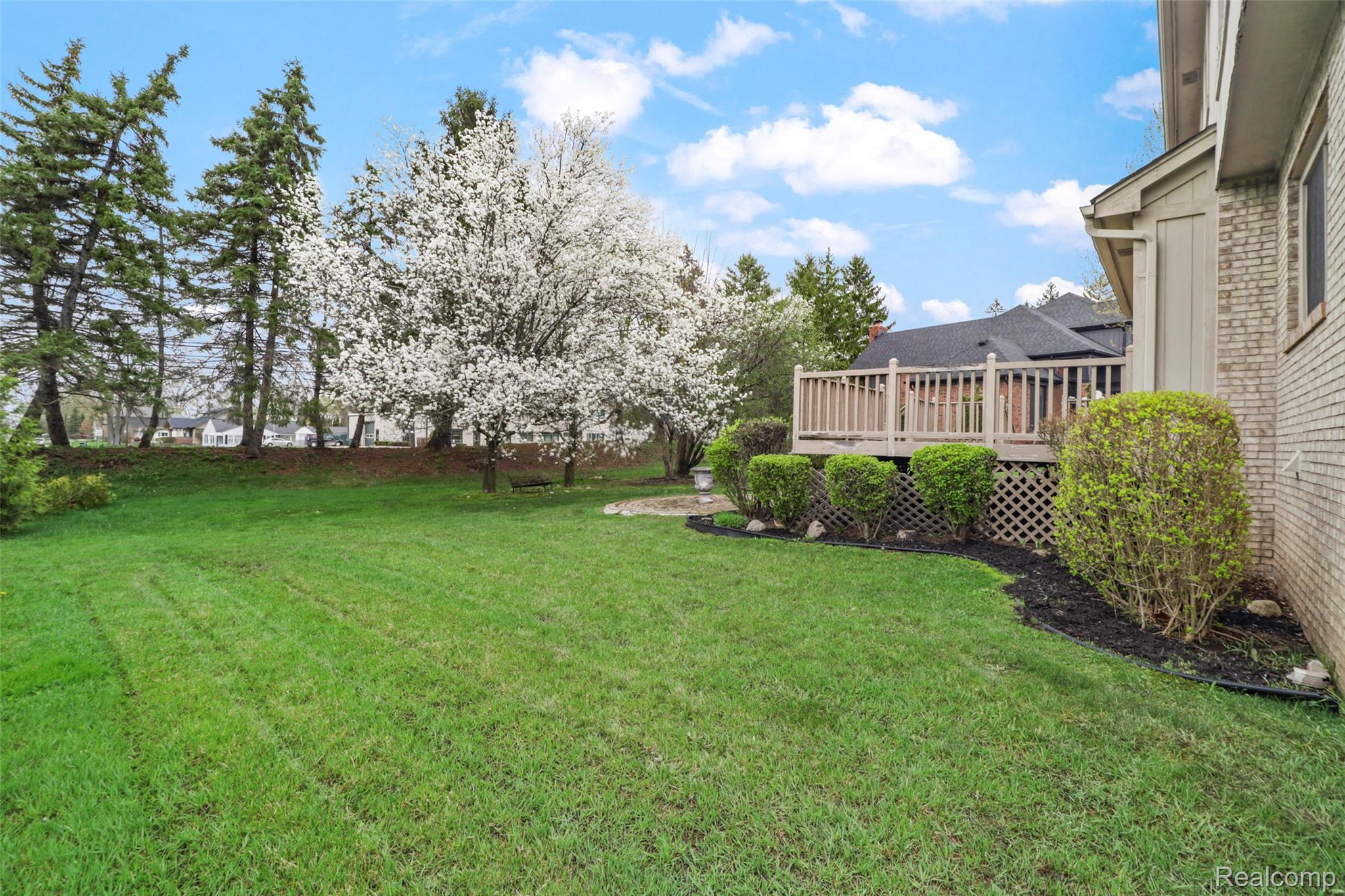 3041 Courtfield Drive