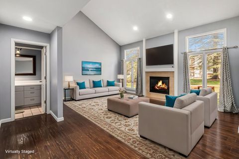 A home in FarmingtonHillsCity_Oakland