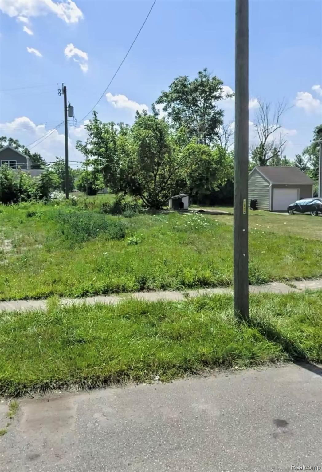 497 W Lantz Street