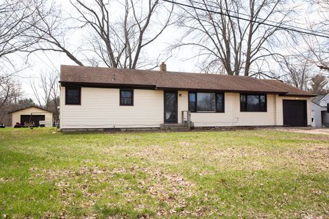 4556 Riverbend Drive SW Walker City MI 49534