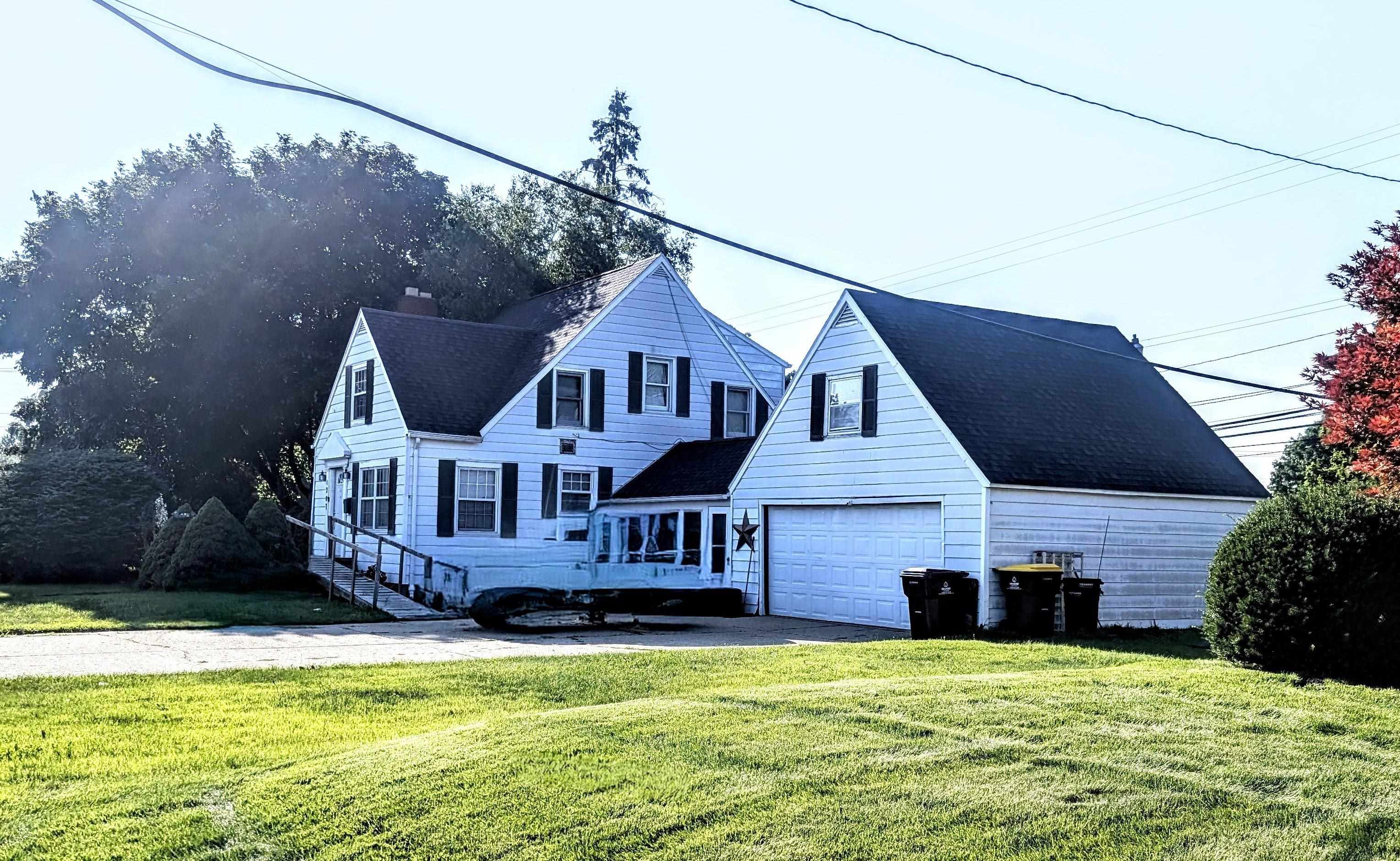 1207 North Drive