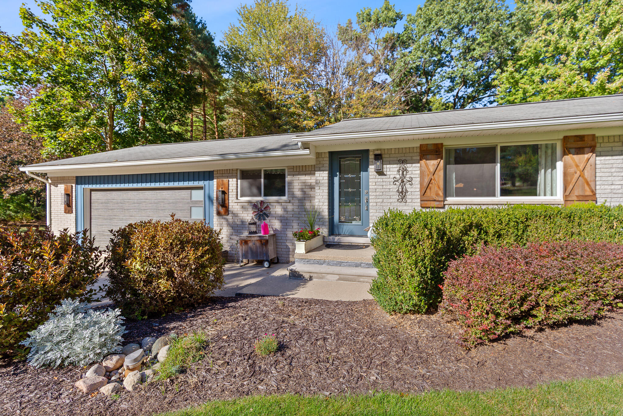 11151 Jonathan Lane