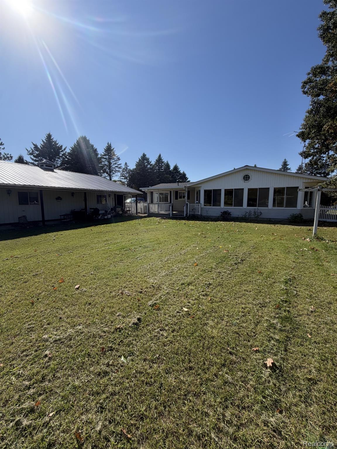 4246 N Van Dyke Road