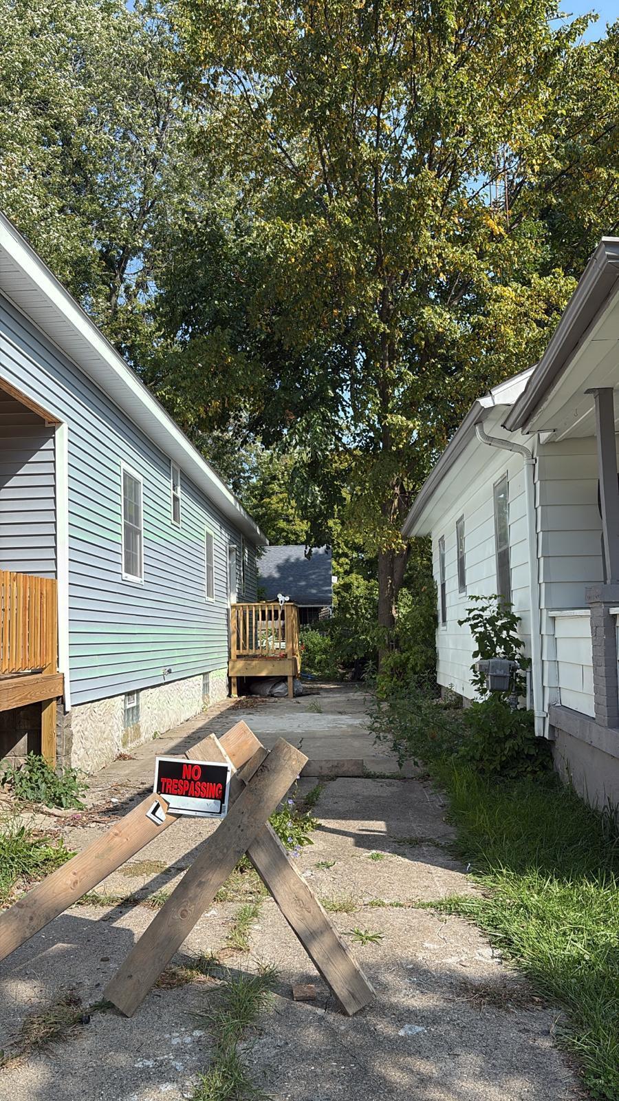818 Alvord Avenue