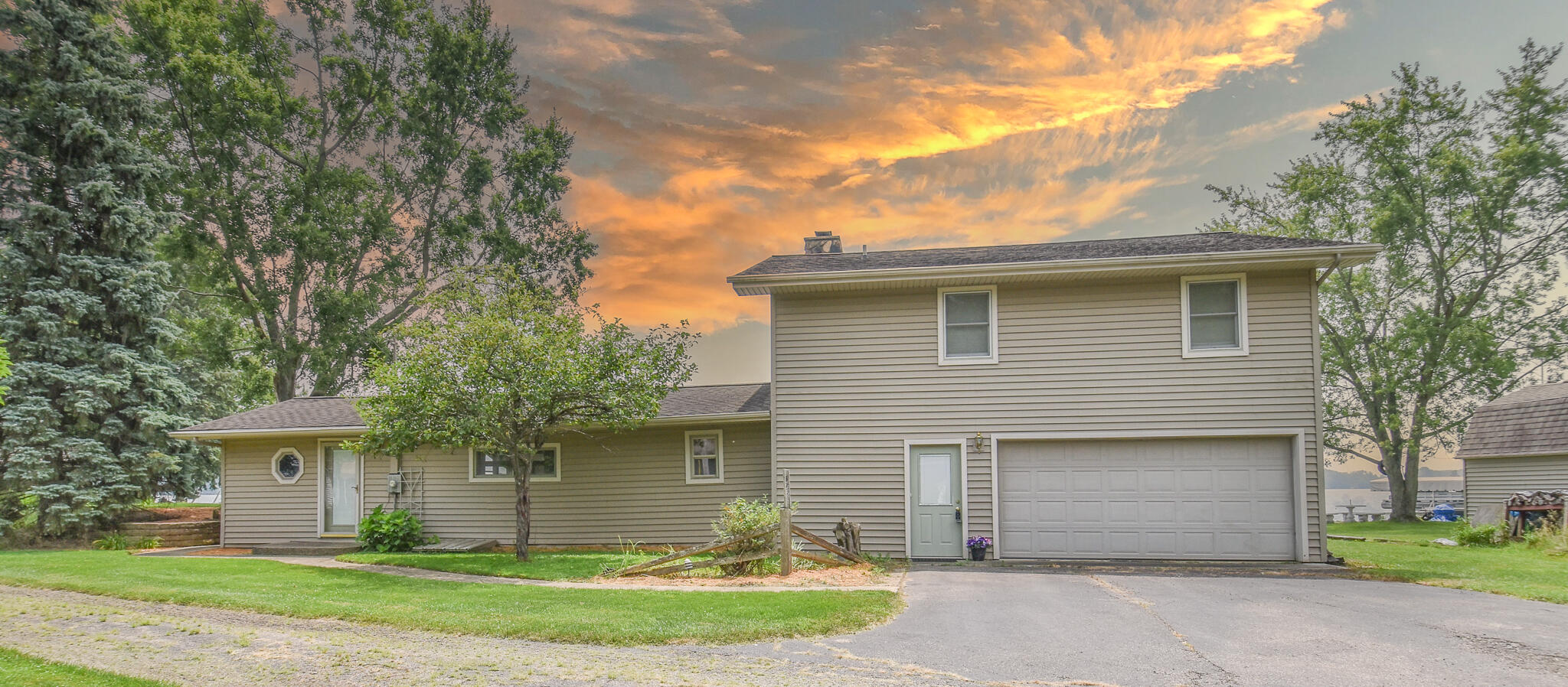 873 Driftwood Lane