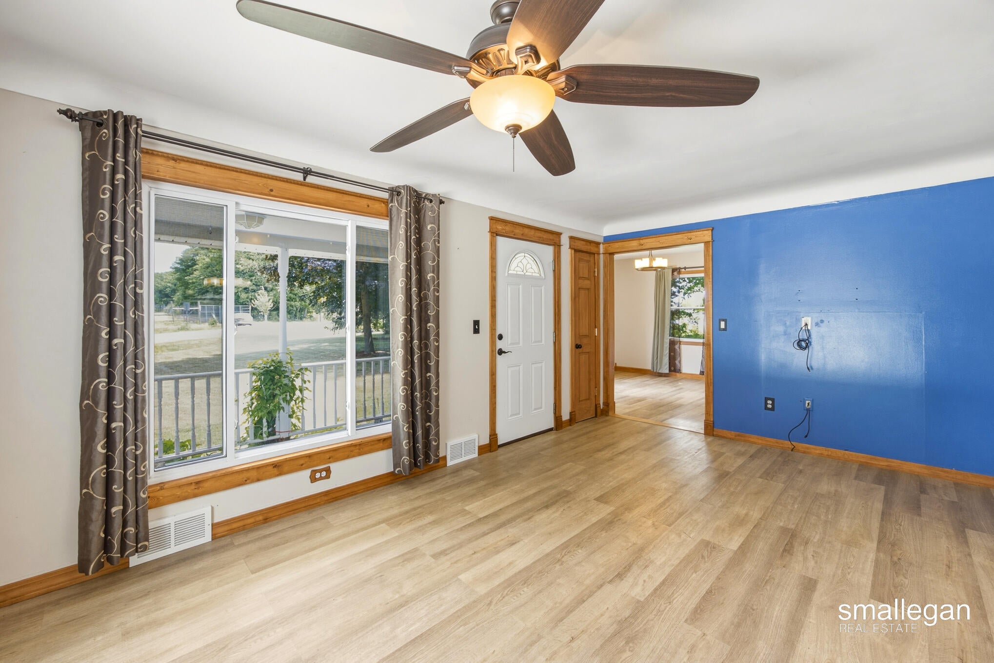 4005 Hendershot Avenue NW