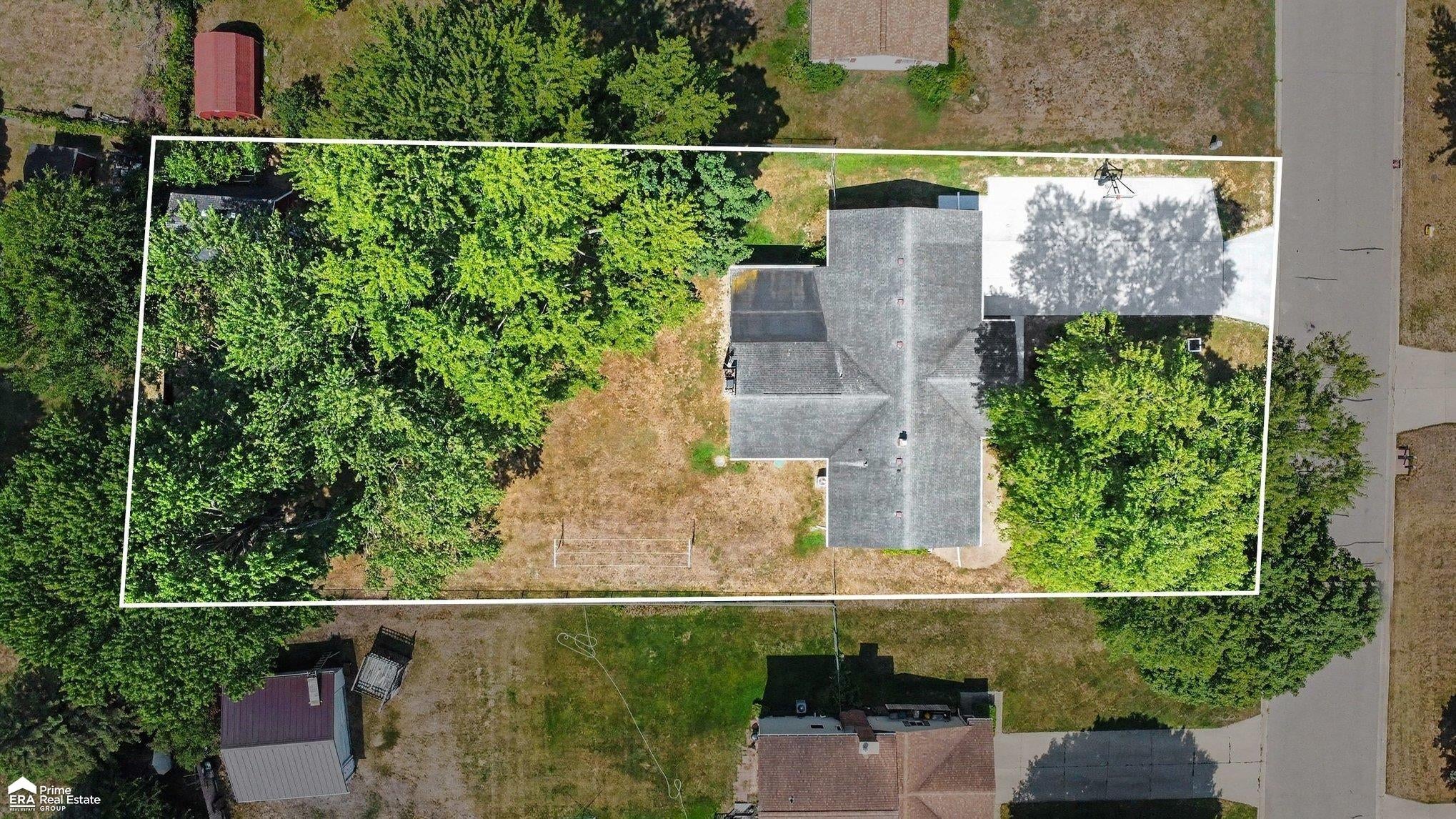8545 Gallant Fox Trail