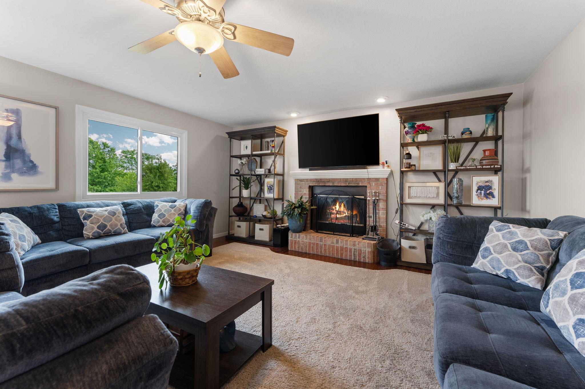 9128 Meadow View Lane