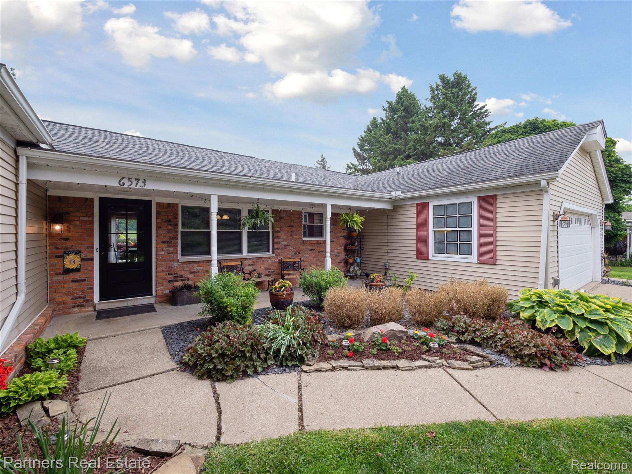 6573 Grand Circle Drive