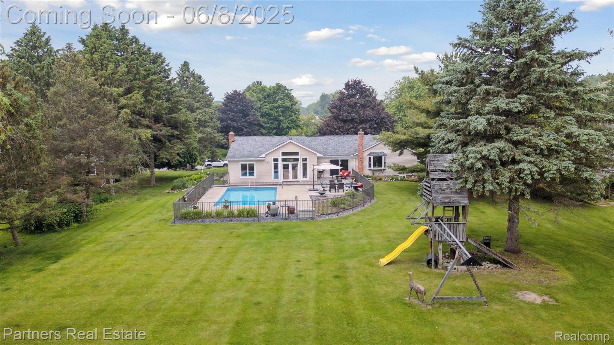6573 Grand Circle Drive