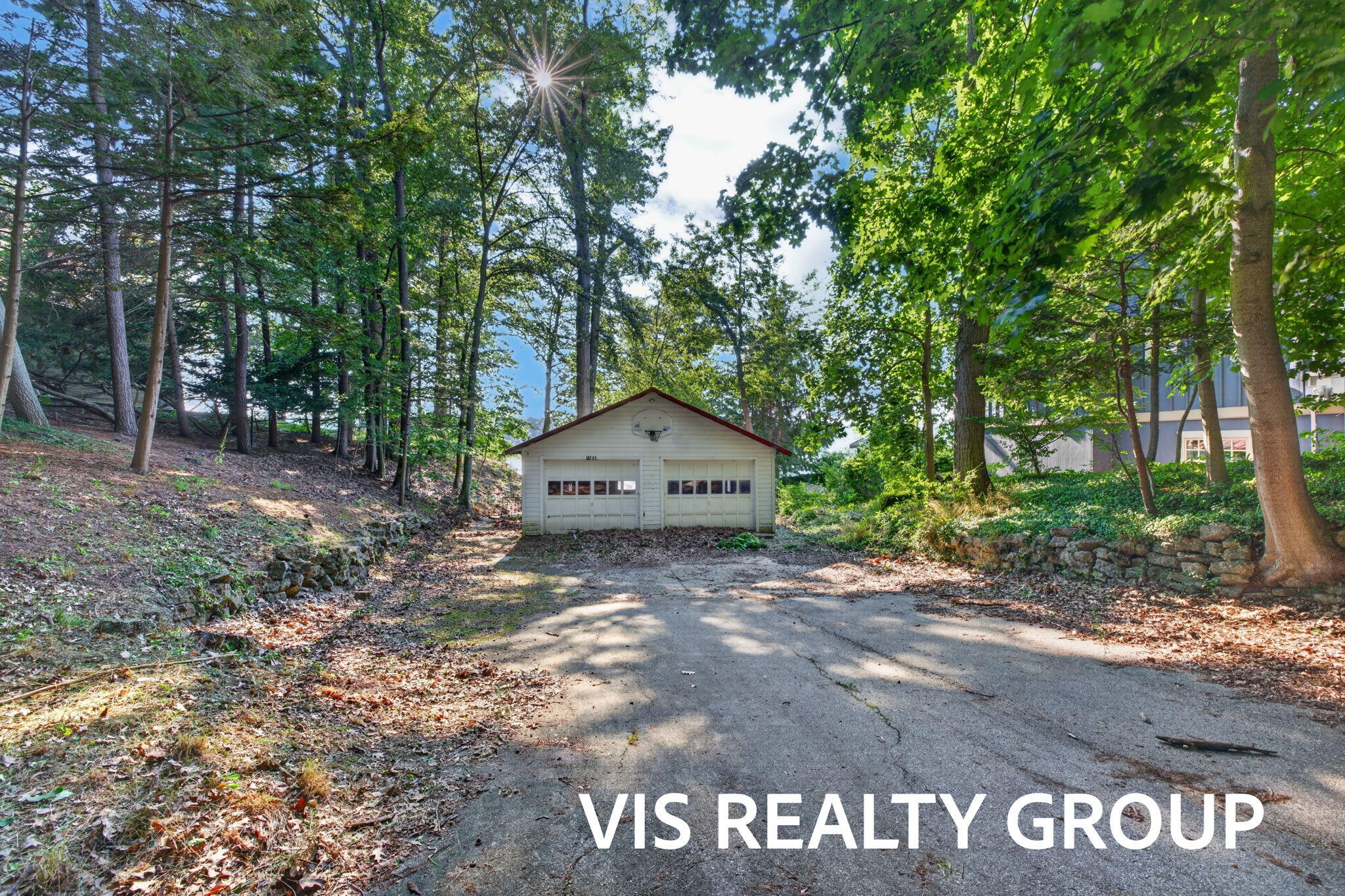 18295 N Fruitport Road