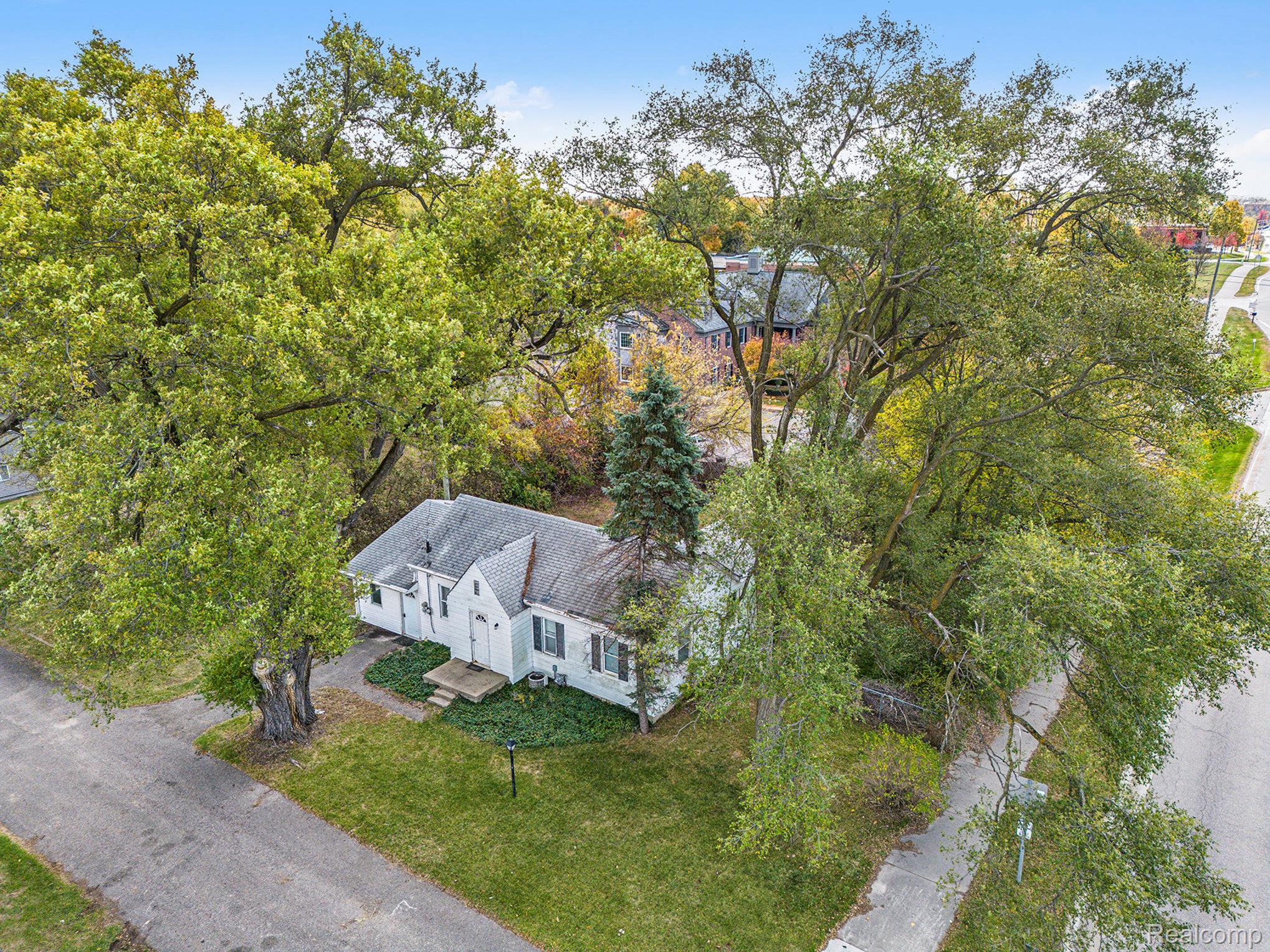 8050 Ortonville Road