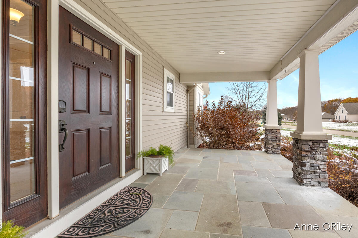 5575 Creekridge Drive