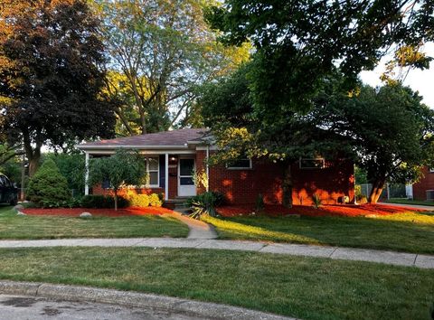 14430 Shadywood Court Plymouth Charter Township MI 48170