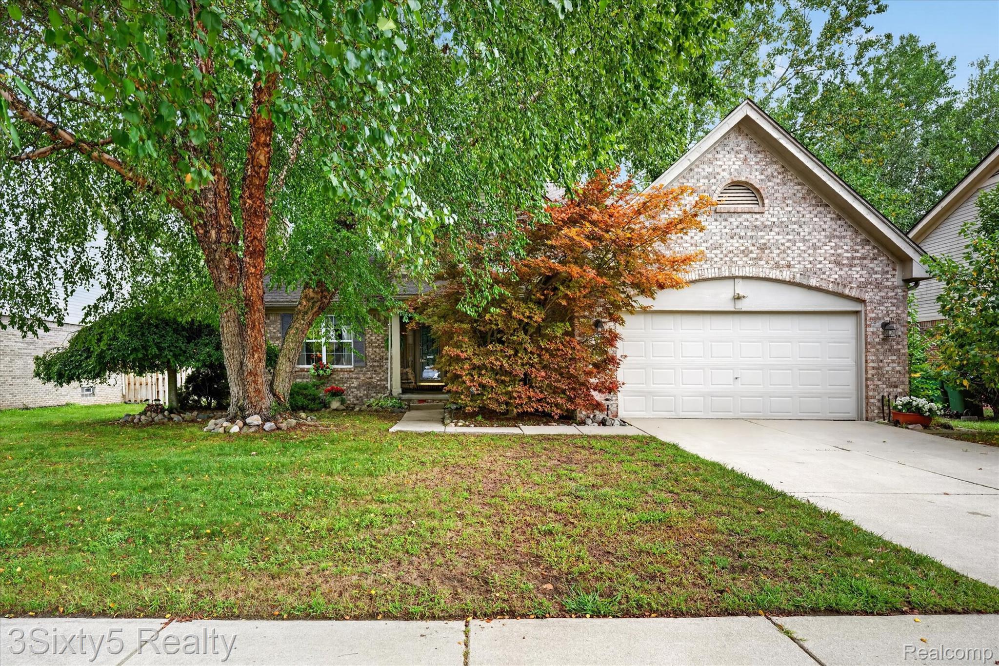 19149 Red Oak Lane