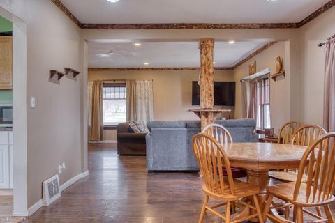 Tiny photo for 102 E Maple Avenue, Bancroft Village, MI 48414 (MLS # 5050203241)