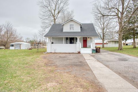 Tiny photo for 102 E Maple Avenue, Bancroft Village, MI 48414 (MLS # 5050203241)