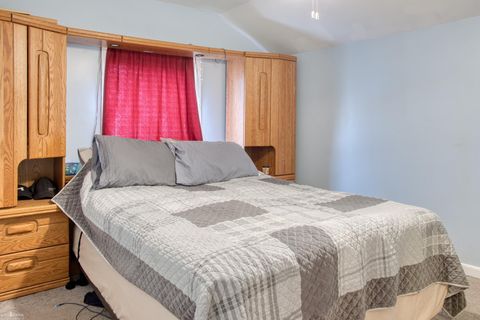 Tiny photo for 102 E Maple Avenue, Bancroft Village, MI 48414 (MLS # 5050203241)