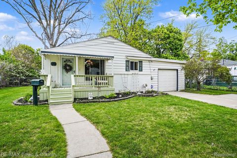 207 Labian Drive Flushing City MI 48433