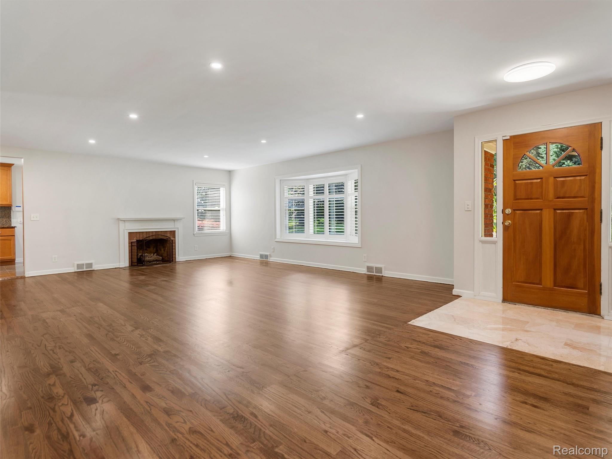 2645 Ayrshire Drive