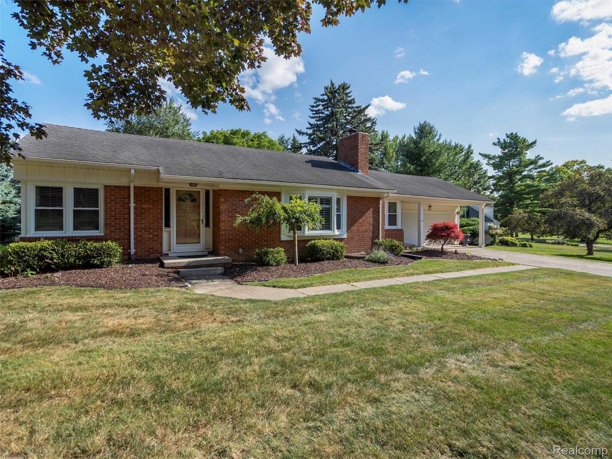 2645 Ayrshire Drive