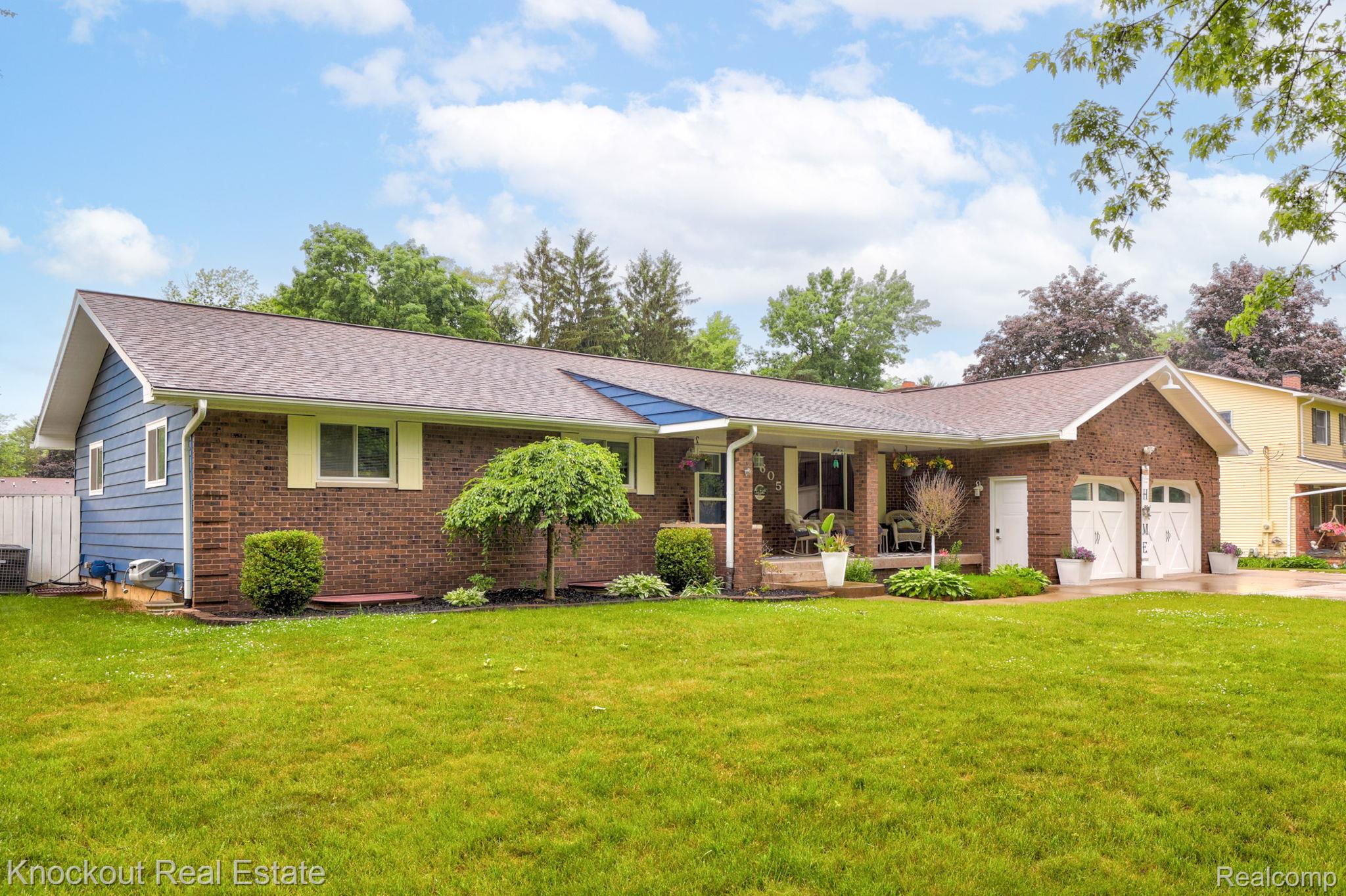 605 Shawnesee