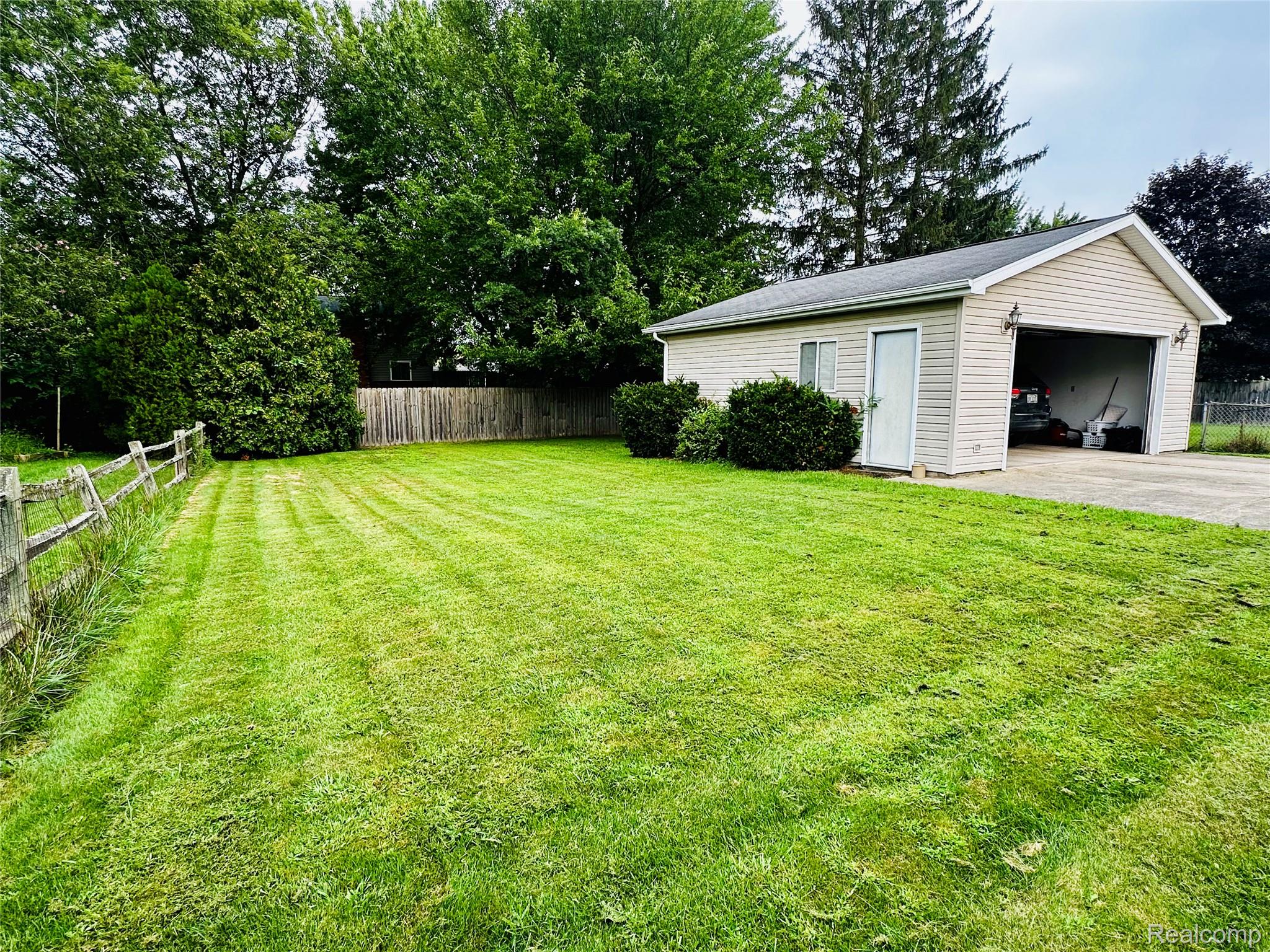 329 Cranbrook Boulevard