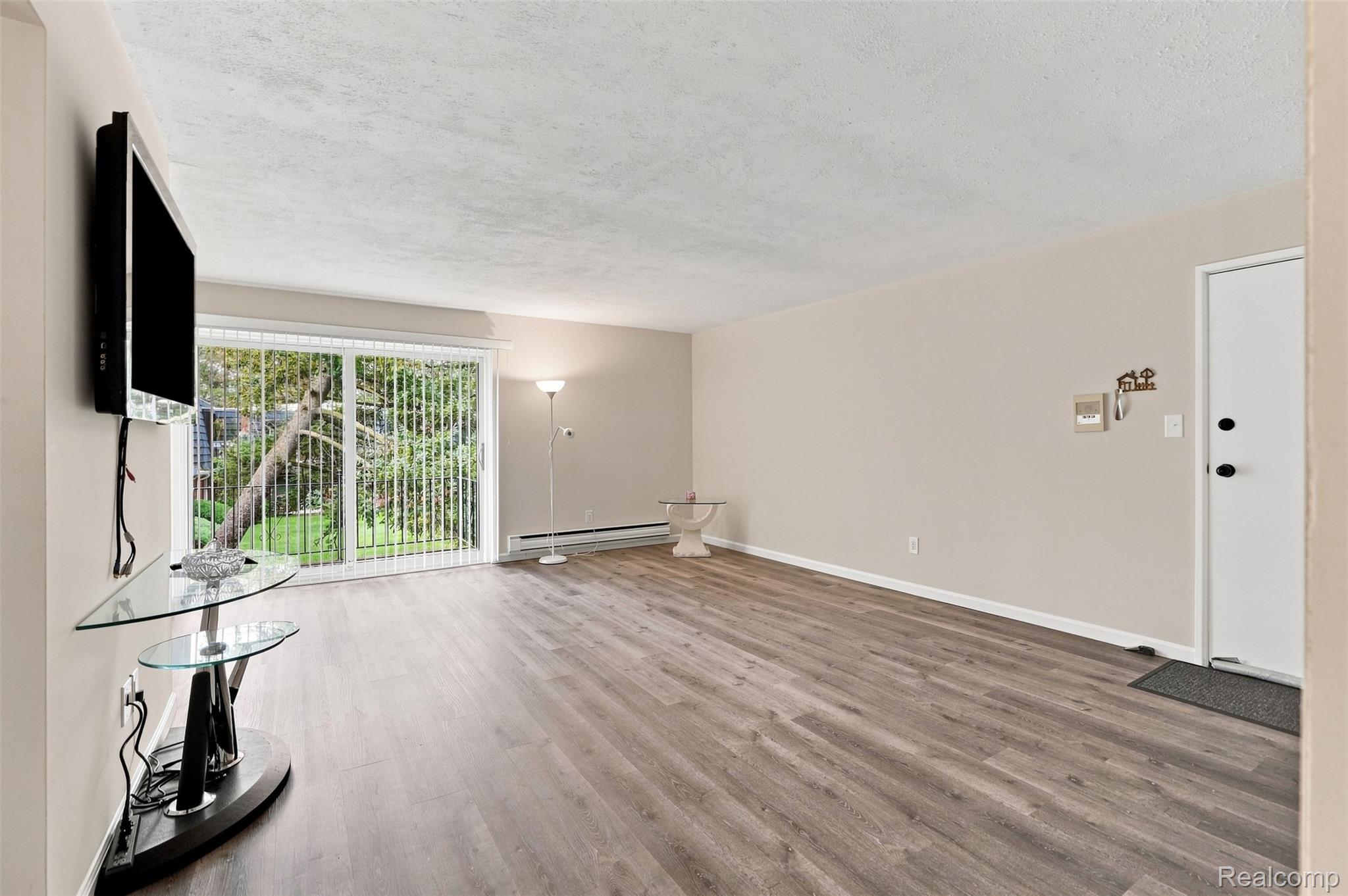 1836 Colonial Village Way