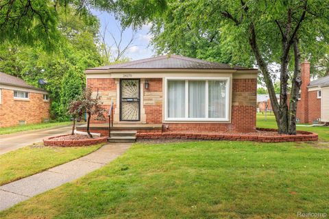 24270 Scotia Road Oak Park City MI 48237