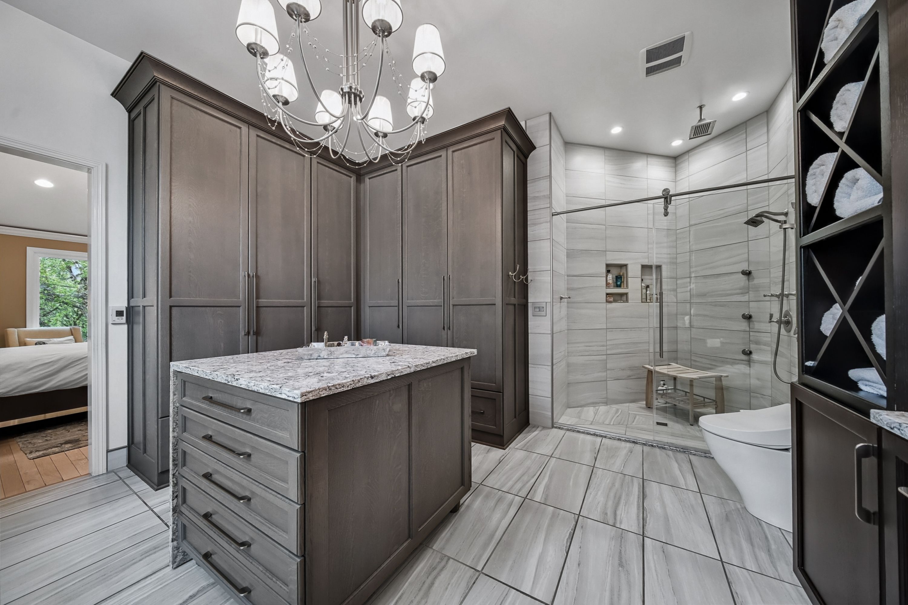 Rochester Hills City, Michigan 48309, United States, 3 Bedrooms Bedrooms, ,4 BathroomsBathrooms,Residential,Pending,132016