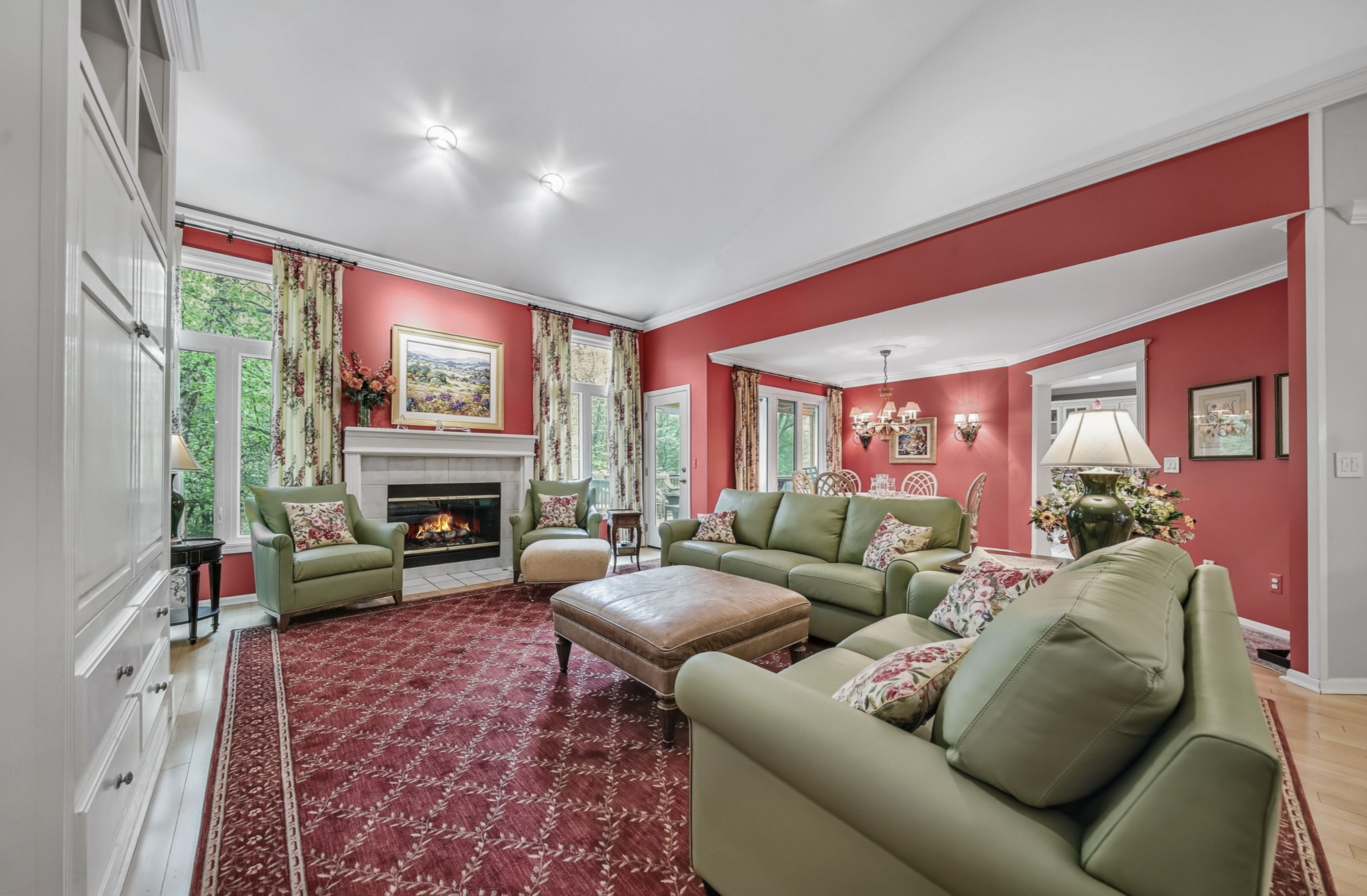 Rochester Hills City, Michigan 48309, United States, 3 Bedrooms Bedrooms, ,4 BathroomsBathrooms,Residential,Pending,132016