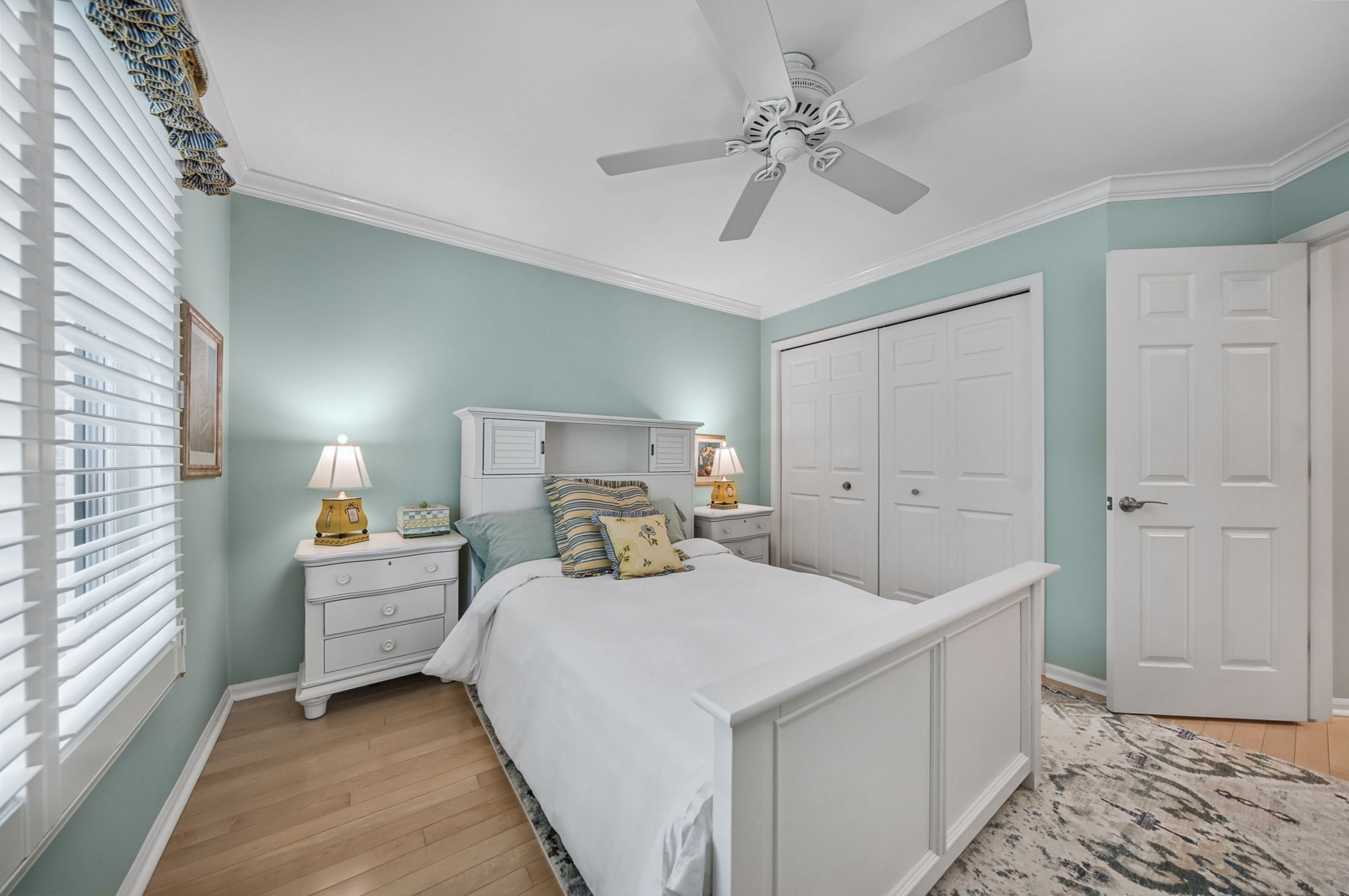 Rochester Hills City, Michigan 48309, United States, 3 Bedrooms Bedrooms, ,4 BathroomsBathrooms,Residential,Pending,132016