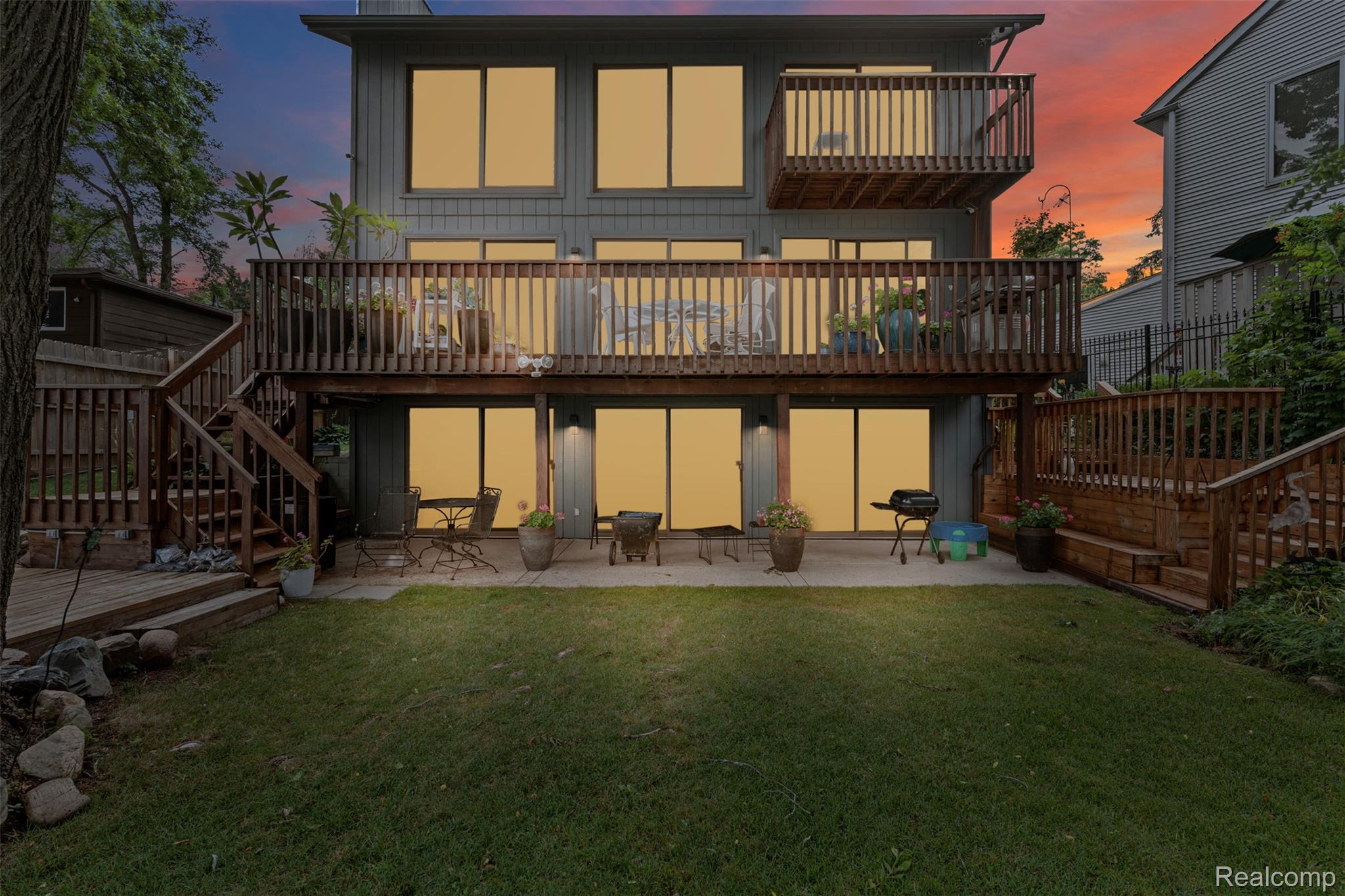 4616 Cass Elizabeth Road