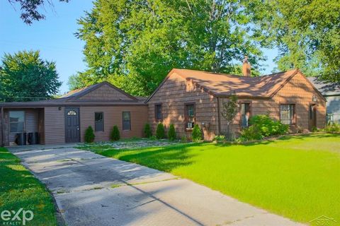 704 Bay Road Bangor Charter Township MI 48706