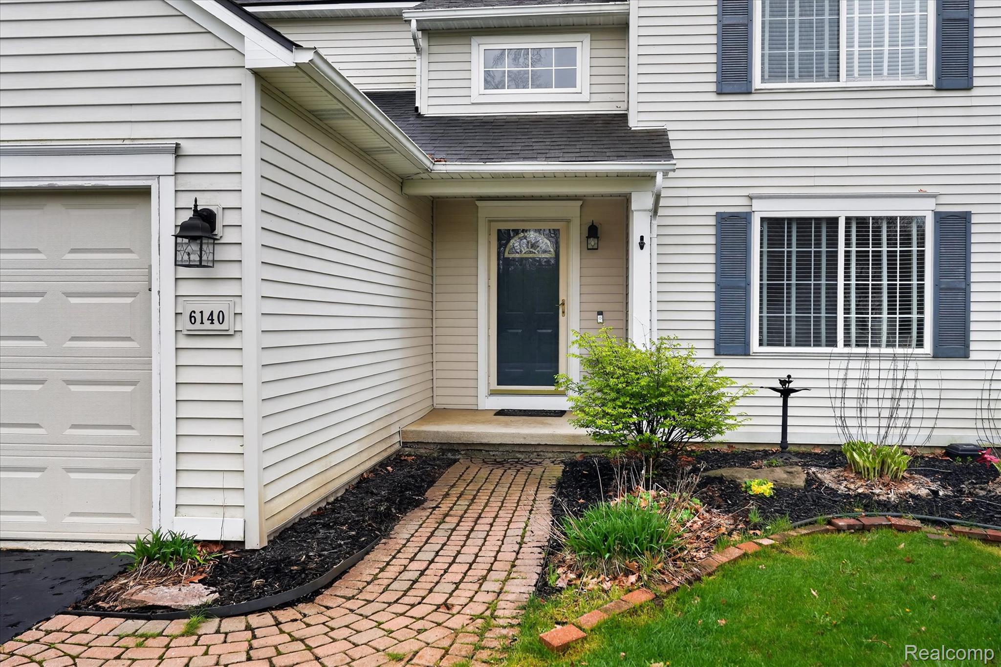 6140 Blue Heron Drive