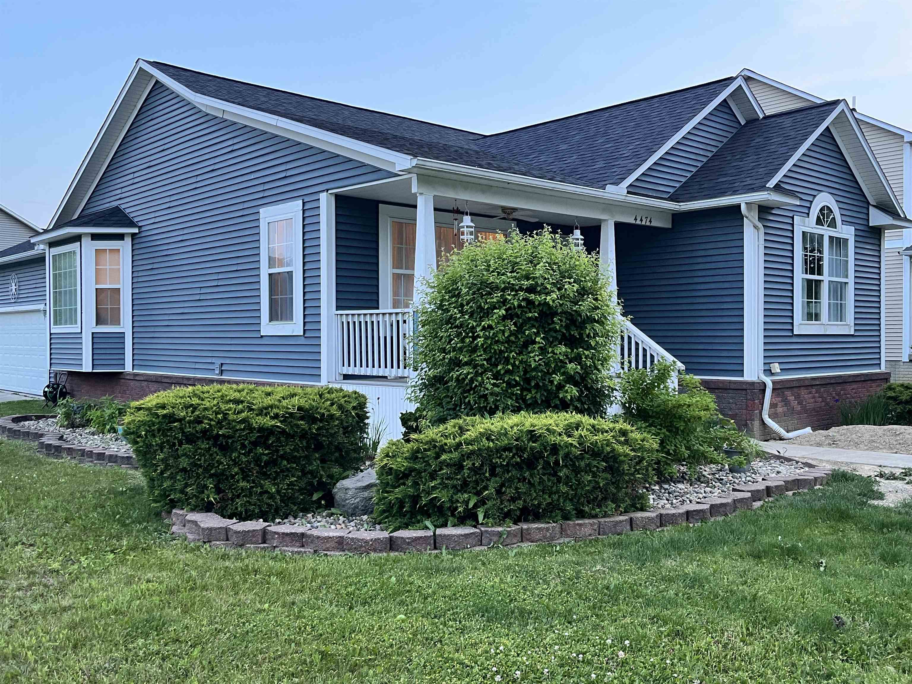 4474 Market Place
